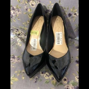 **BRAND NEW** Sky High Platform Pumps